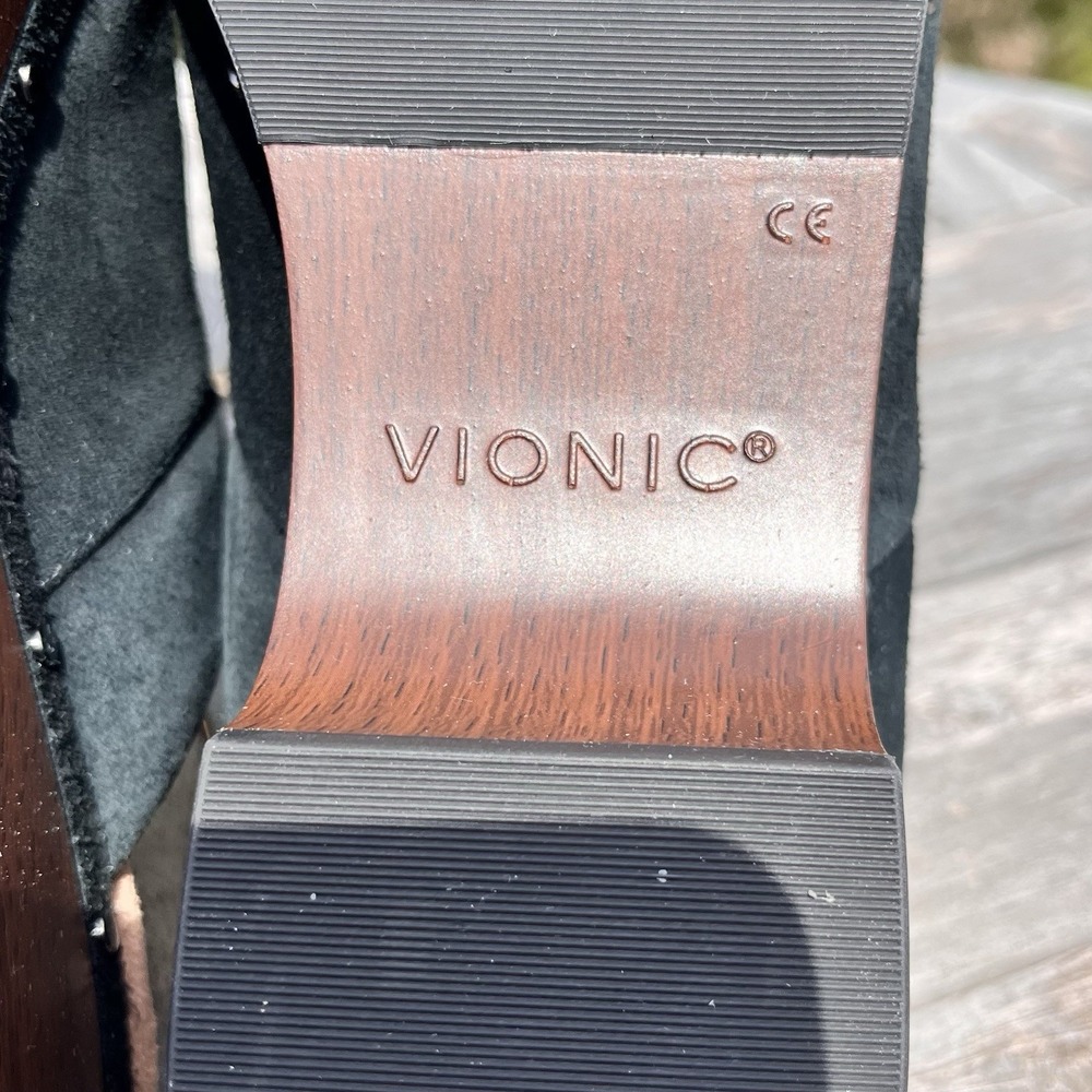Vionic Kacie Clog Womens‎ Size 8 Orthotic Support Black  Suede Studded Shoe - Picture 8 of 9